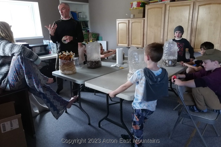 Learners at Acton Academy East Mountains private school near Albuquerque, New Mexico offering an outdoor-centric, hands-on alternative to home-schooling